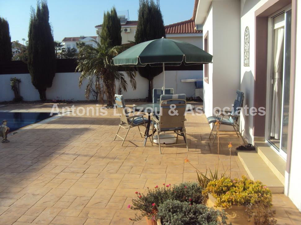 A 2 bedroom bungalow with private pool in Agia Thekla properties for sale in cyprus