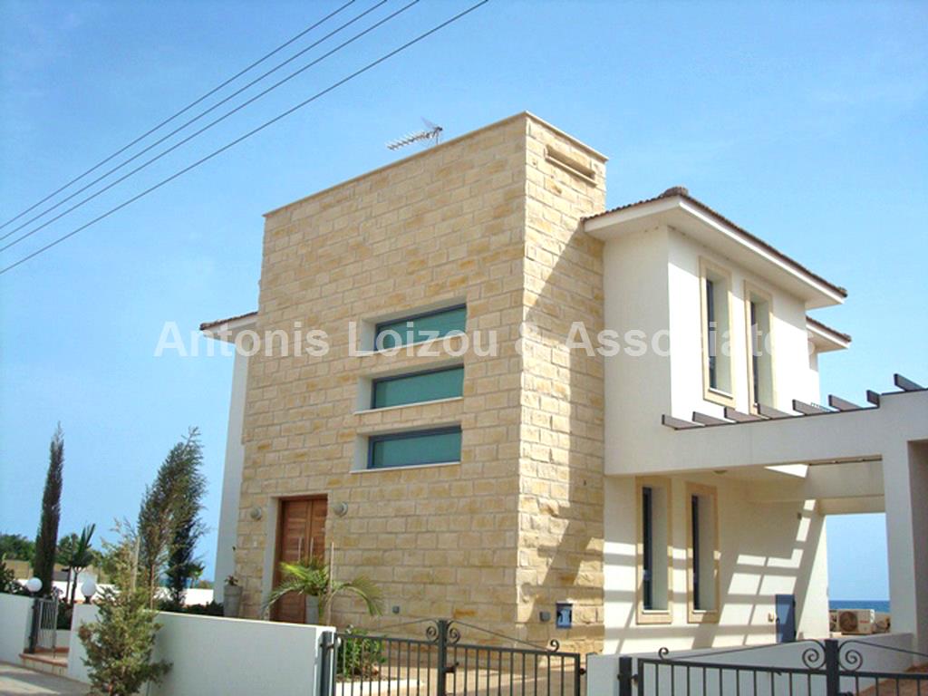 Five Bedrrom Link Detached Beach Front Villa with Title Deed in  properties for sale in cyprus