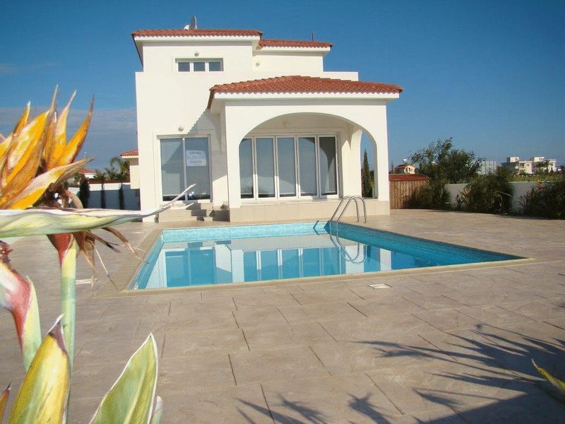 House in Famagusta (Ayia Thekla) for sale