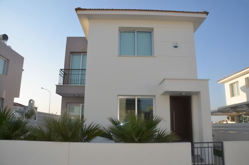 House in Famagusta (Ayia Triada) for sale