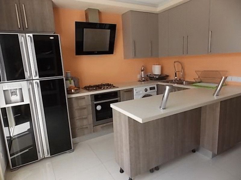 Luxury 3 Bedroom Ground Floor Apartment with Title Deeds near General Hospital properties for sale in cyprus