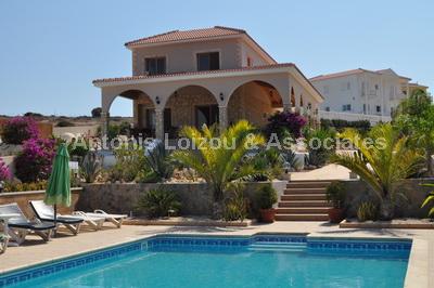 Detached Villa in Famagusta (Fanos ) for sale