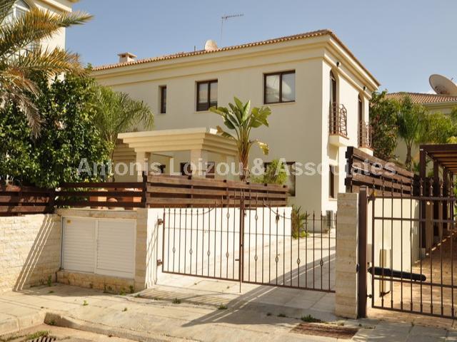 Detached Villa in Famagusta (Kapparis) for sale