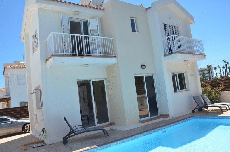 3 Bedroom Villa Walking Distance To The Beach properties for sale in cyprus