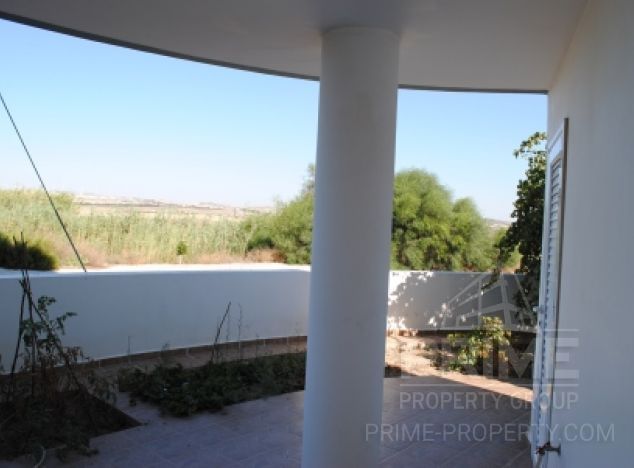 Sale of garden apartment, 106 sq.m. in area: Cineplex - properties for sale in cyprus