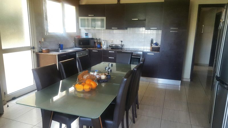 MODERN 3 BEDROOM GROUND FLOOR APARTMENT FOR SALE, LIVADIA properties for sale in cyprus