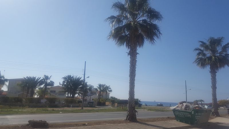 SHOP OPPOSITE THE BEACH FOR SALE, DEKELIA ROAD properties for sale in cyprus