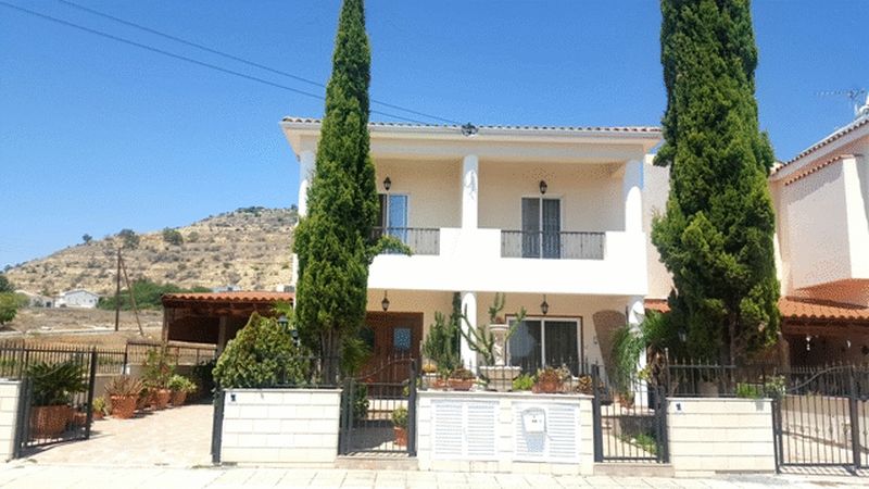 House in Larnaca (Oroklini) for sale