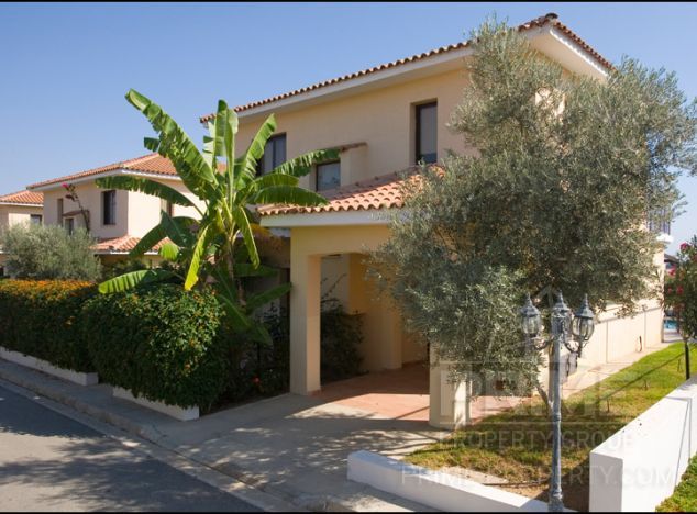 Sale of villa, 130 sq.m. in area: Oroklini -