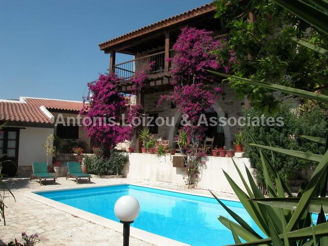 Traditional Hous in Larnaca (Agia Anna) for sale