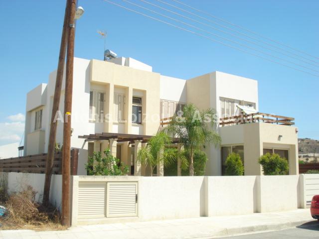 Villa in Larnaca (Alethriko) for sale