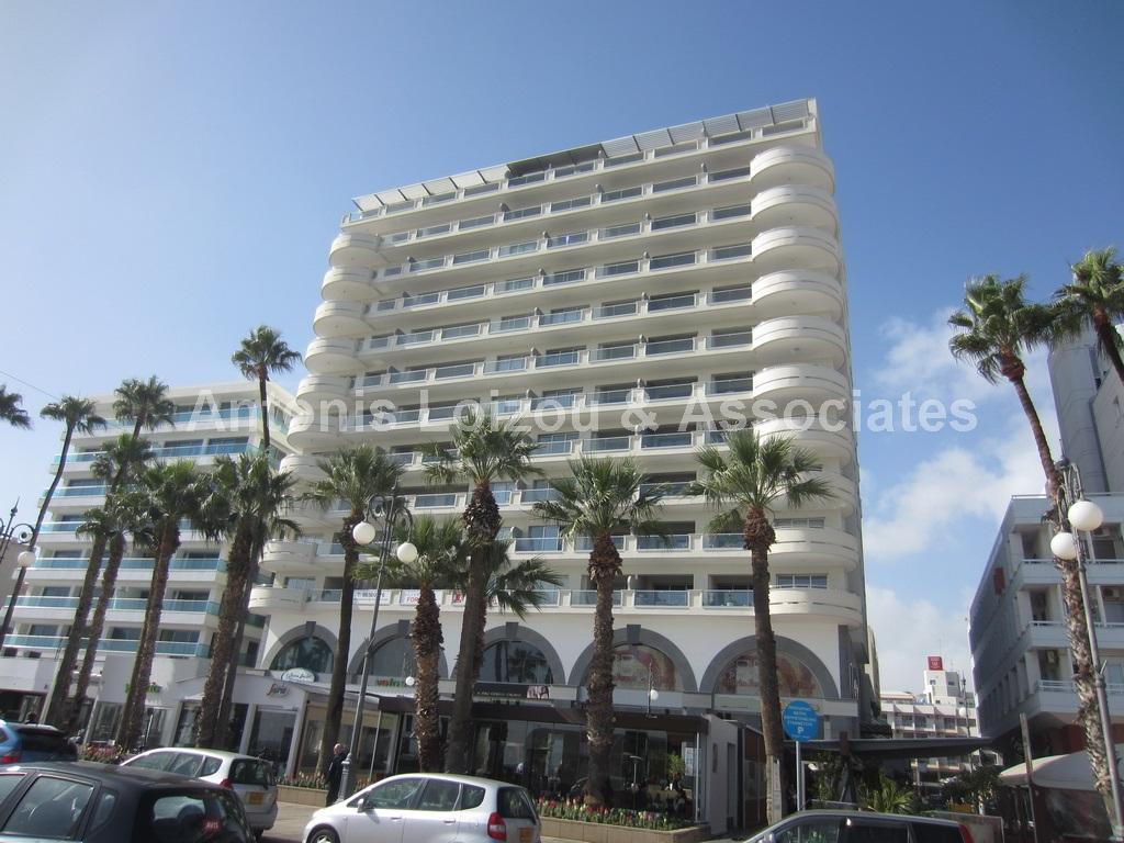 Apartment in Larnaca (Finikoudes) for sale