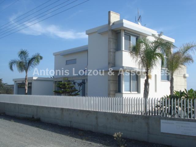 Detached House in Larnaca (Pervolia) for sale