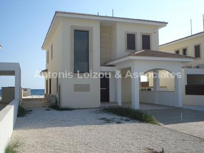 Villa in Larnaca (Pervolia) for sale