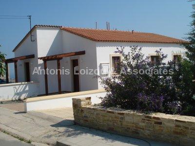 Semi House in Larnaca (Psematismenos) for sale