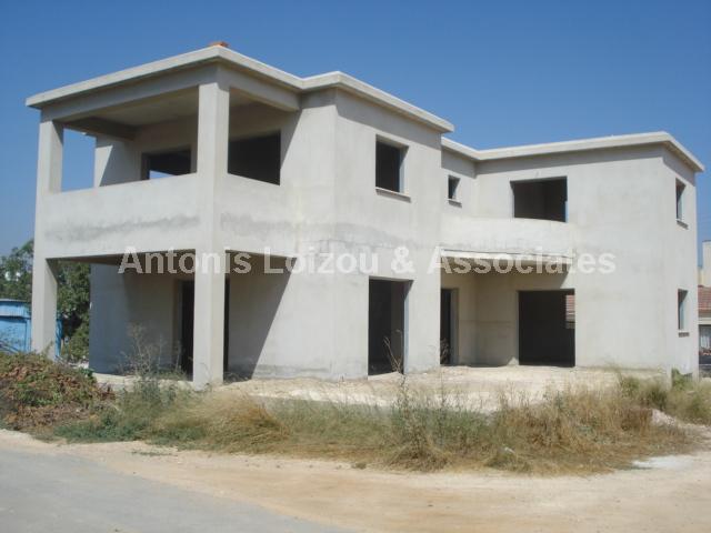 Detached House in Larnaca (Xylotymvou) for sale