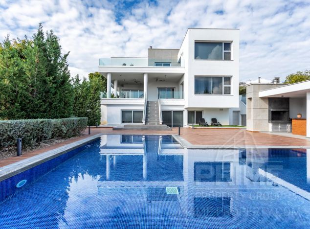 Sale of villa, 791 sq.m. in area: Agia Fyla -