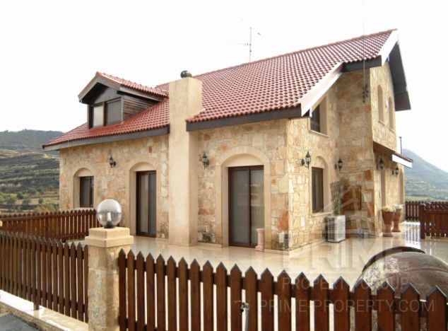 Villa in Limassol (Agios Amvrosios) for sale