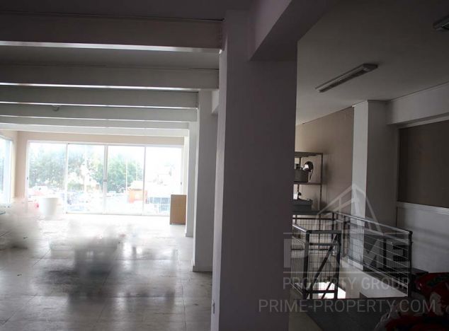 Sale of shop, 255 sq.m. in area: Agios Athanasios - properties for sale in cyprus
