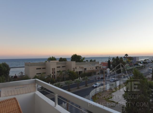 Penthouse in Limassol (Agios Tychonas) for sale