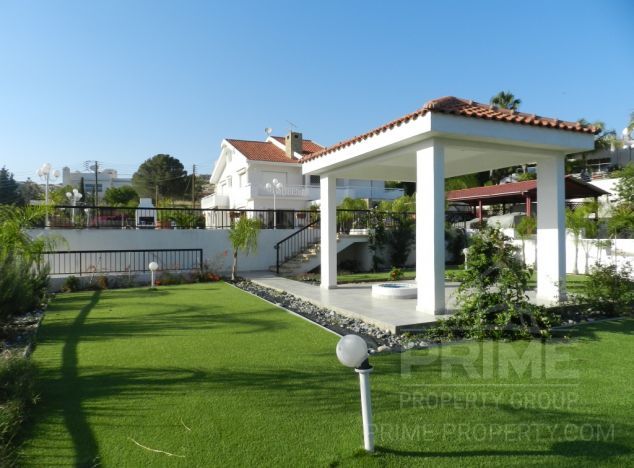 Sale of villa, 300 sq.m. in area: Agios Tychonas -