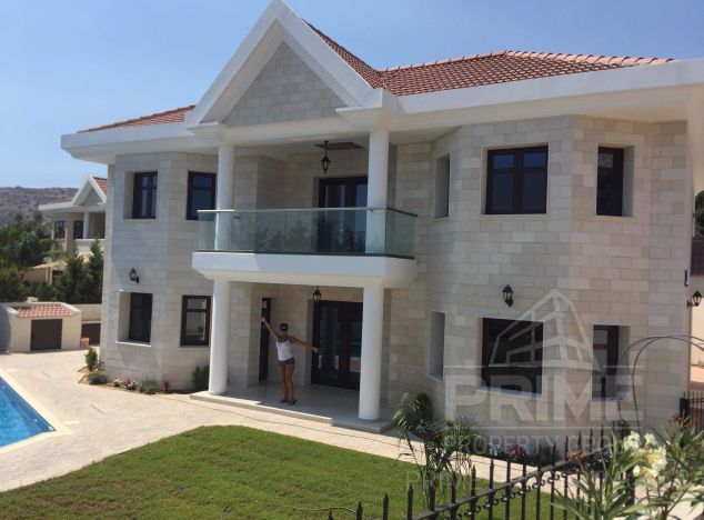 Sale of villa, 450 sq.m. in area: Agios Tychonas -