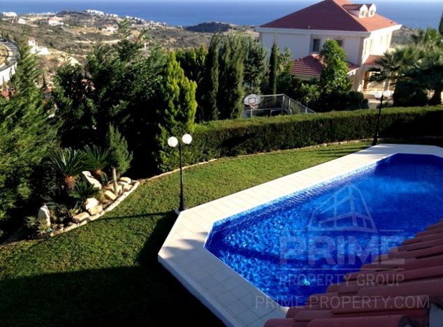 Sale of villa, 500 sq.m. in area: Agios Tychonas -