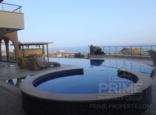 Sale of villa, 550 sq.m. in area: Agios Tychonas -