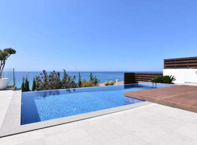 Villa in Limassol (Amathunda) for sale