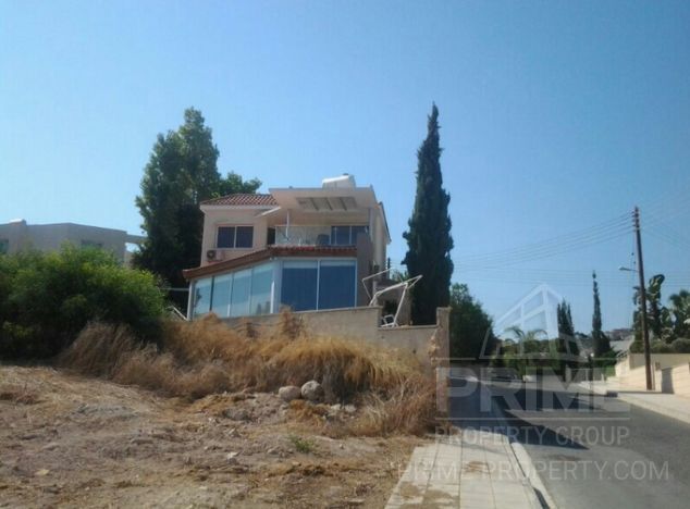 Town house in Limassol (Armenochori) for sale