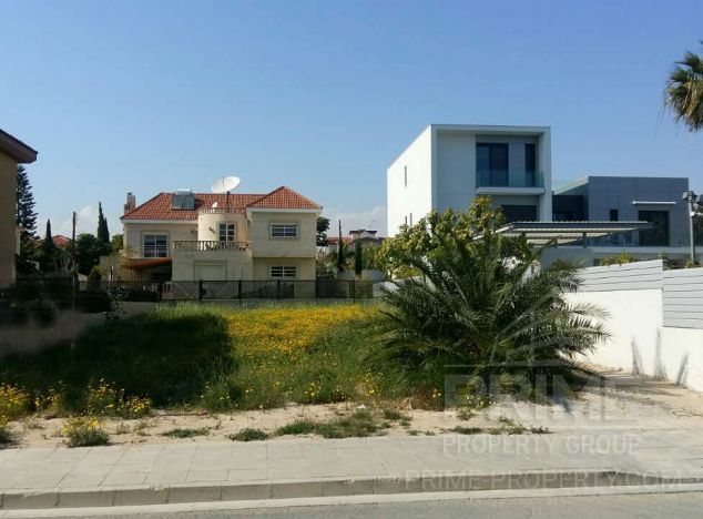 Land in Limassol (Crown Plaza) for sale