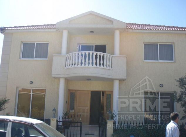 Sale of villa, 276 sq.m. in area: Crown Plaza -