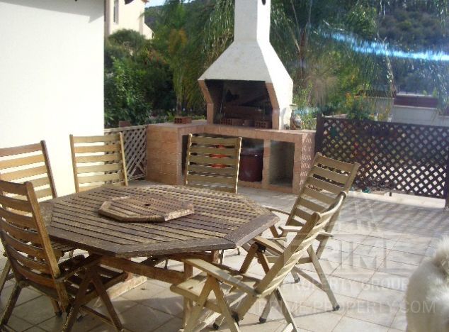 Bungalow in Limassol (Foinikaria) for sale