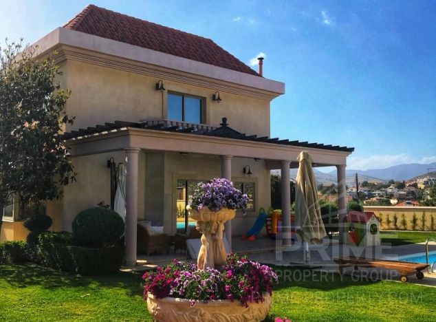 Villa in Limassol (Kalogiri) for sale