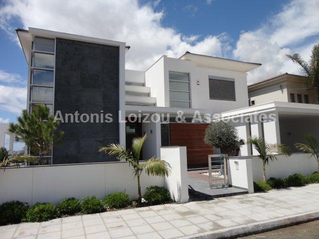 Detached Villa in Limassol (Kalogiri) for sale
