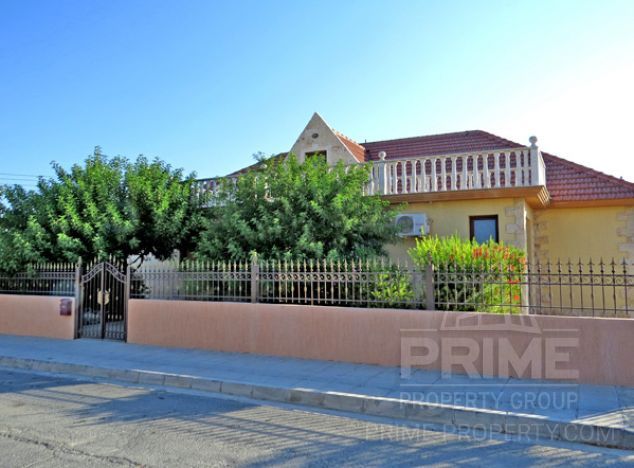Sale of villa, 280 sq.m. in area: Kolossi -