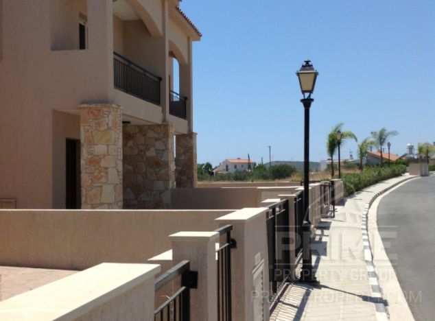 Townhouse in Limassol (Moni) for sale