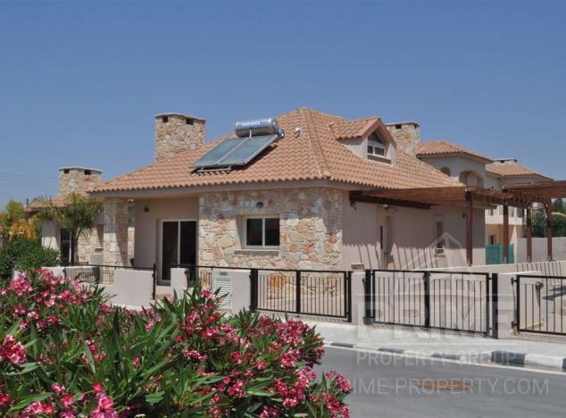 Villa in Limassol (Moni) for sale
