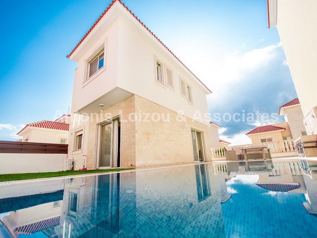 Detached House in Limassol (Moutagiaka) for sale