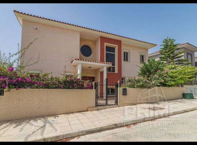 Sale of villa, 420 sq.m. in area: Mouttagiaka - properties for sale in cyprus