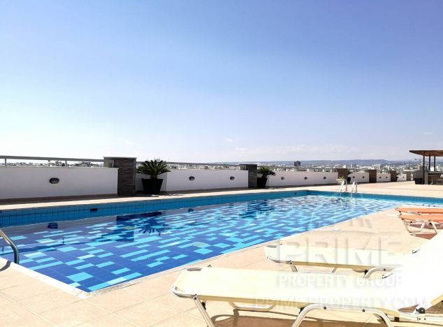 Sale of penthouse, 295 sq.m. in area: Old Town -