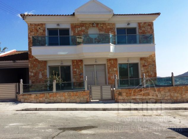 Villa in Limassol (Palodia) for sale