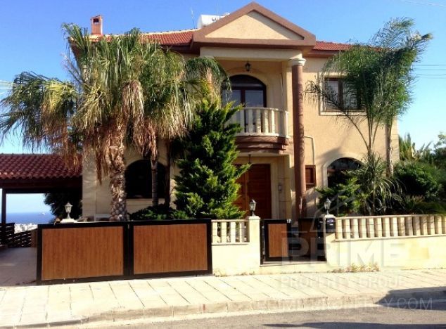 Villa in Limassol (Paniotis) for sale