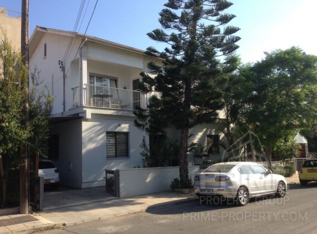 Sale of garden apartment, 126 sq.m. in area: Papas - properties for sale in cyprus