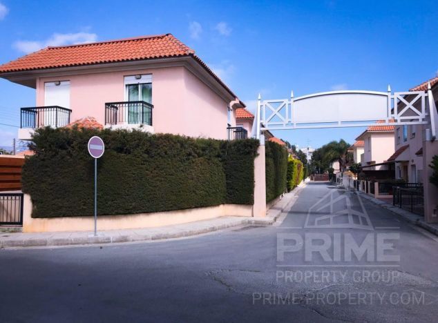 Town house in Limassol (Papas) for sale