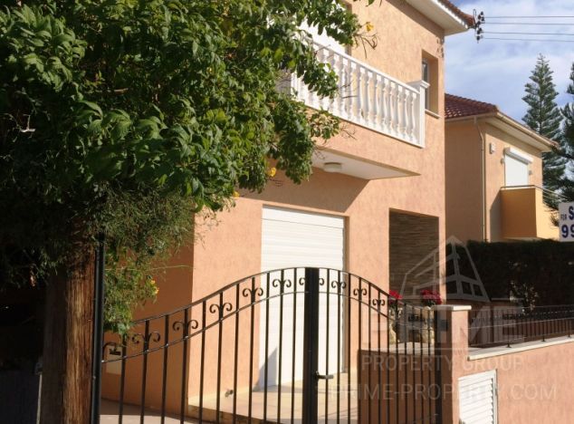 Sale of villa, 190 sq.m. in area: Papas -