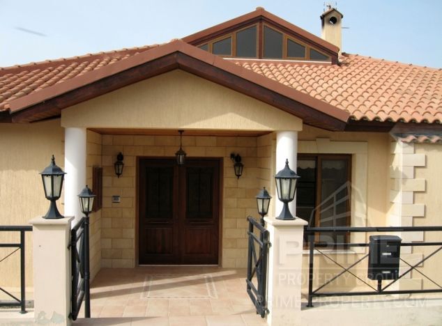 Sale of villa, 200 sq.m. in area: Pareklissia - properties for sale in cyprus