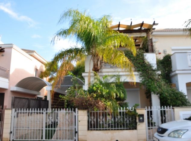 Sale of townhouse, 140 sq.m. in area: Pascucci -