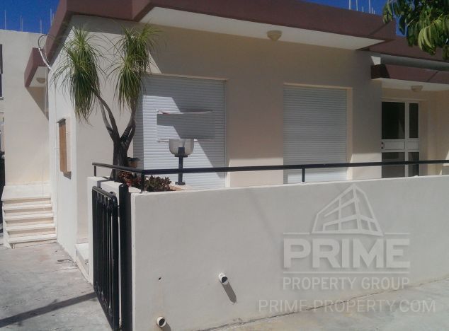 Town house in Limassol (Polemidia) for sale