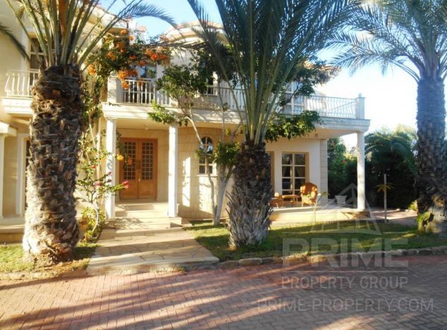 Villa in Limassol (Polemidia) for sale